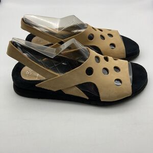 1803 Hand Grafted in Portugal Beige Sandals Size 38/7,5